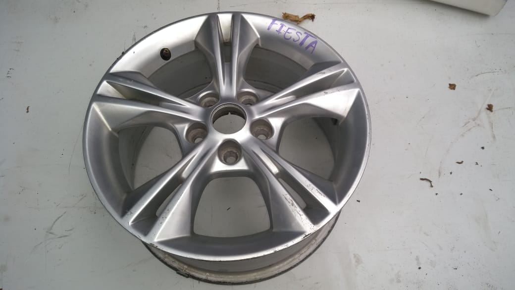 ARO SIN LLANTA FORD FIESTA 2012 AL 2018